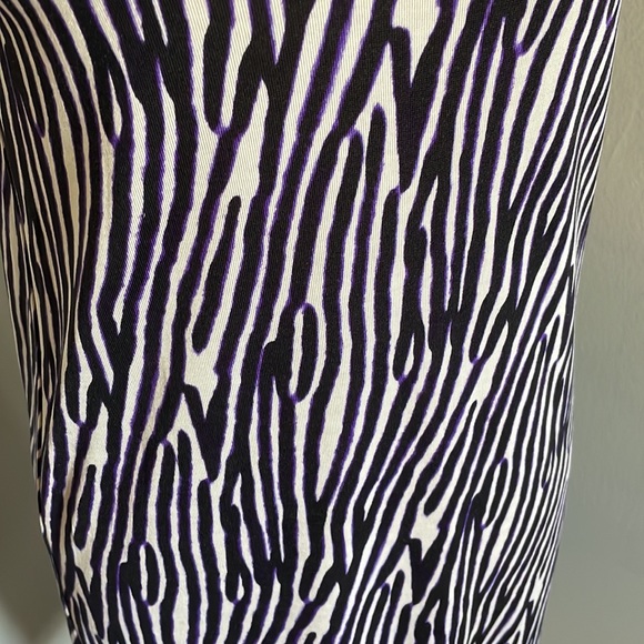 DIANE von Furstenberg 100% silk dress like new - Picture 6 of 11